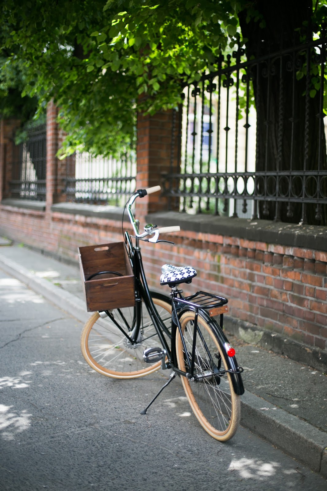 Rower miejski w stylu retro