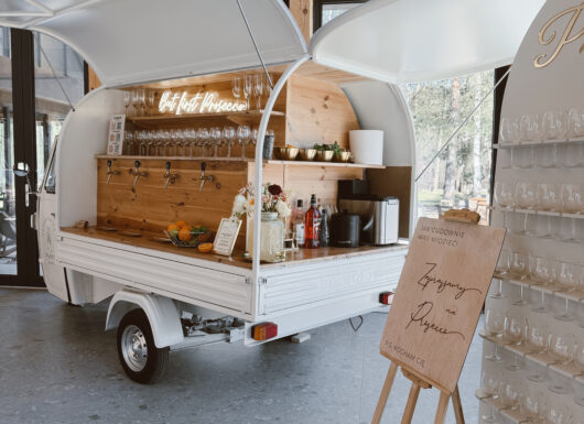 Wesele na Śląsku z Prosecco Van w Sali Boho Pogoria
